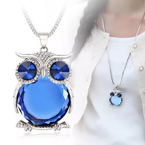 NWT Blue Gem Rhinestone Owl Necklace - Picture 2 of 4